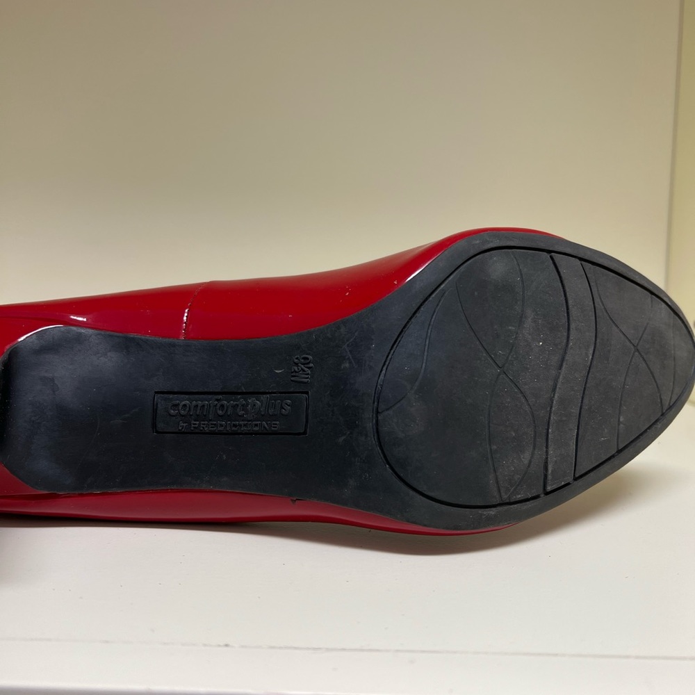 Red heels - Picture 3 of 3